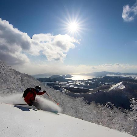Akakura Park Hotel Myoko Buitenkant foto