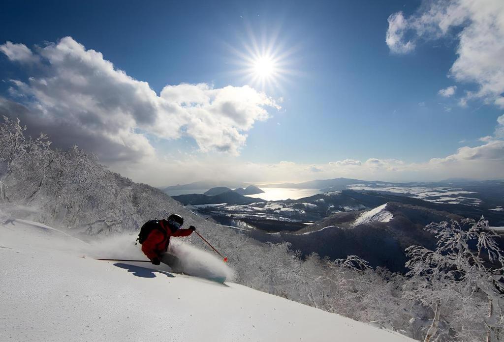 Akakura Park Hotel Myoko Buitenkant foto